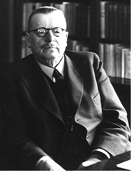 Juho Kusti Paasikivi (1870 -1956) johti Tarton rauhanneuvotteluissa Suomen valtuuskuntaa. Wikipedia.